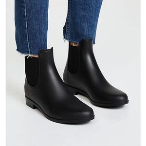 NWT Sam Edelman Chelsea Boots